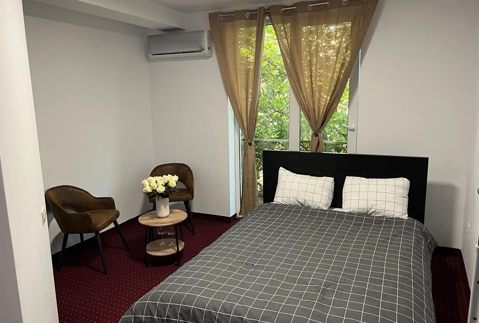 La Vila Maria Boekarest Hostel
