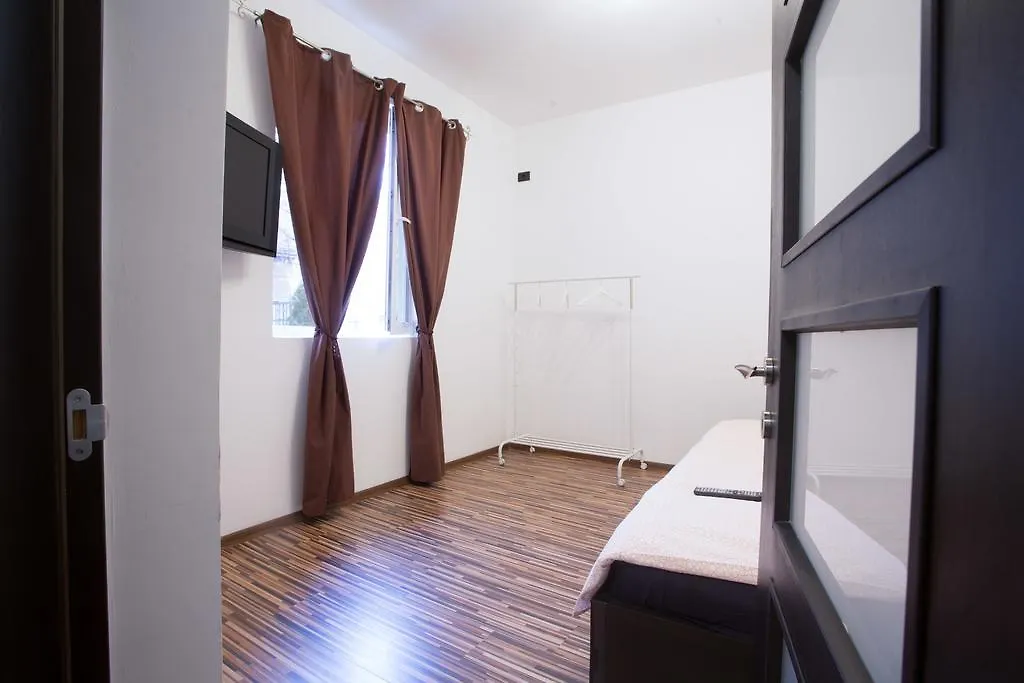 La Vila Maria Bukarest Hostel